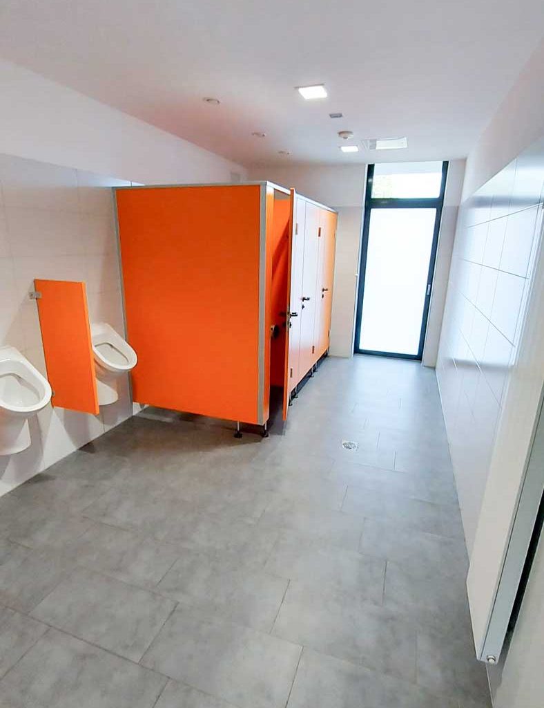 Zeltplatz mit sauberen WCs Deutschland Findlingspark Nochten Freizeitangebote Deutschland Zeltplatz